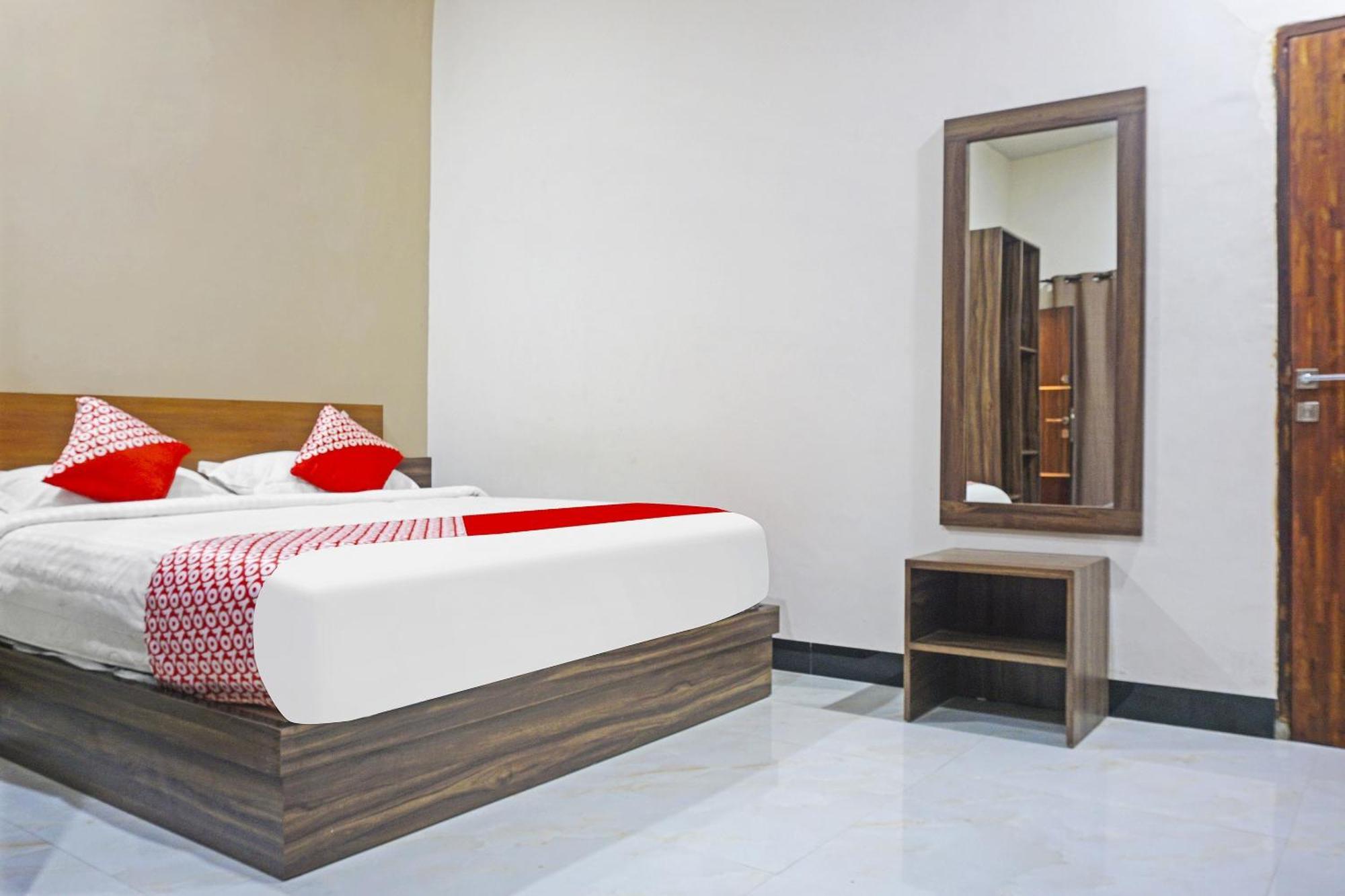 Collection O 91331 Hotel Grand Saota Soppeng Lalabata Eksteriør billede